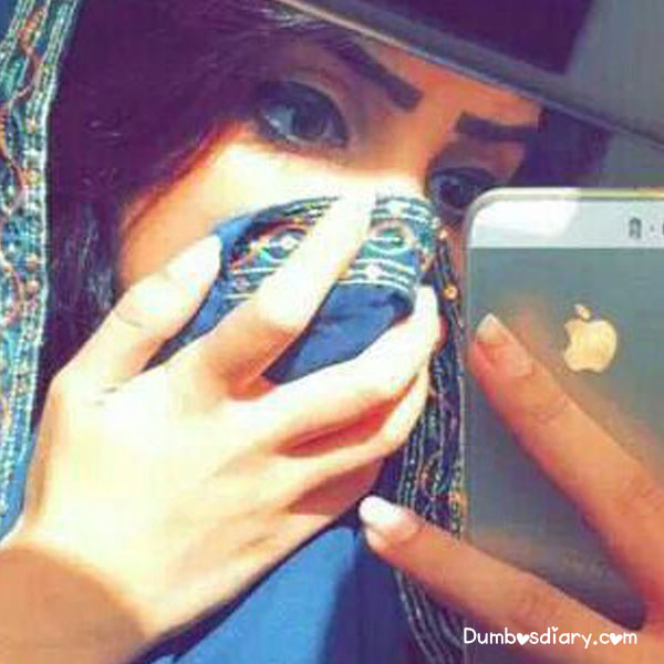 Dps Of Stylish Hiding Face Hijabi Muslim Girl With Niqab