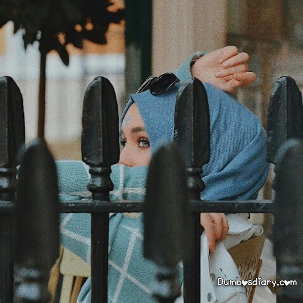 Pretty hijabi girl with hidden face
